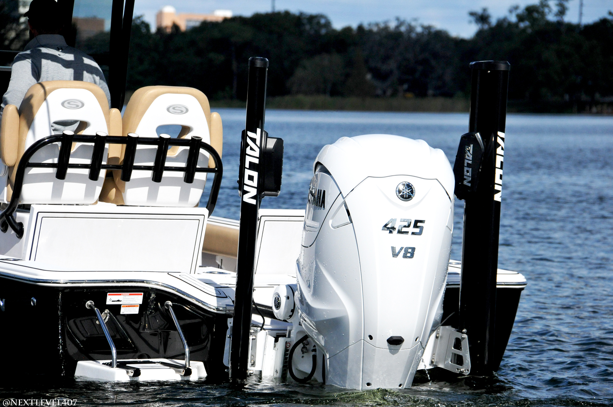 Sportsman-Boat-Yamaha-XTO-425-V8-Orlando-Bobs-Jackplate-Florida-Marine-Customs