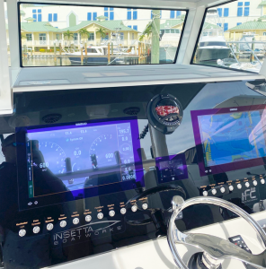 Insetta-Boatworks-Acrylic-Dash-Custom