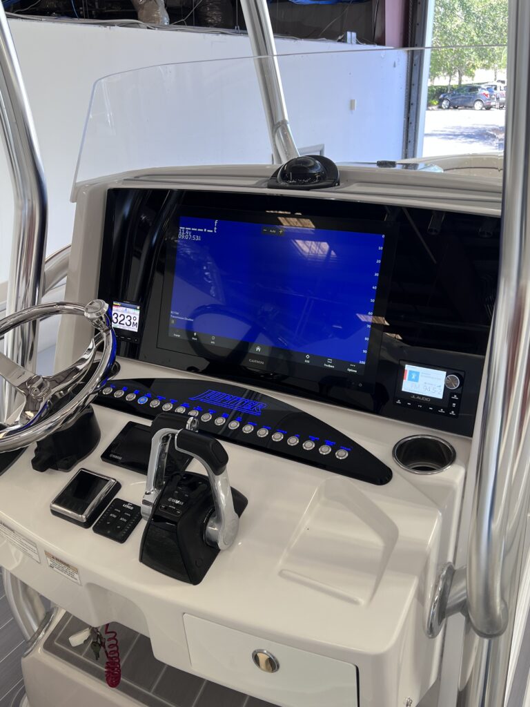 Jupiter Boat Custom Acrylic Dash JL Audio Garmin Marine Chartplotter